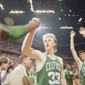 乐鱼APP-帕里什：老詹&amp;KD&amp;小卡和伯德不同一档次 新生代也就约基奇能碰瓷